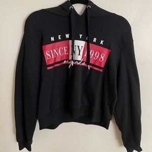 Cropped sweatshirt